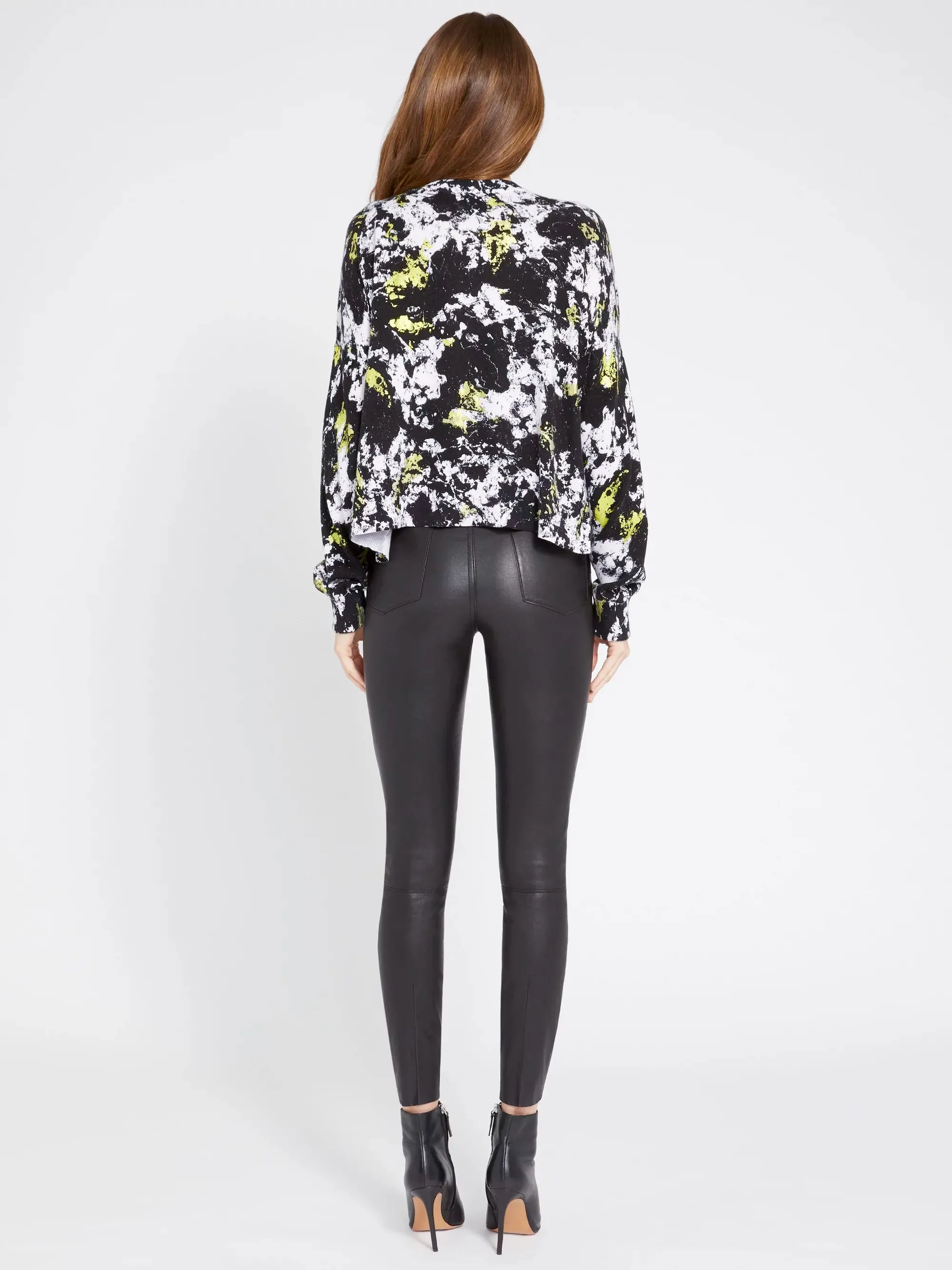 Alice   Olivia - Quintin Printed Pullover in Black/White/Neon Yellow
