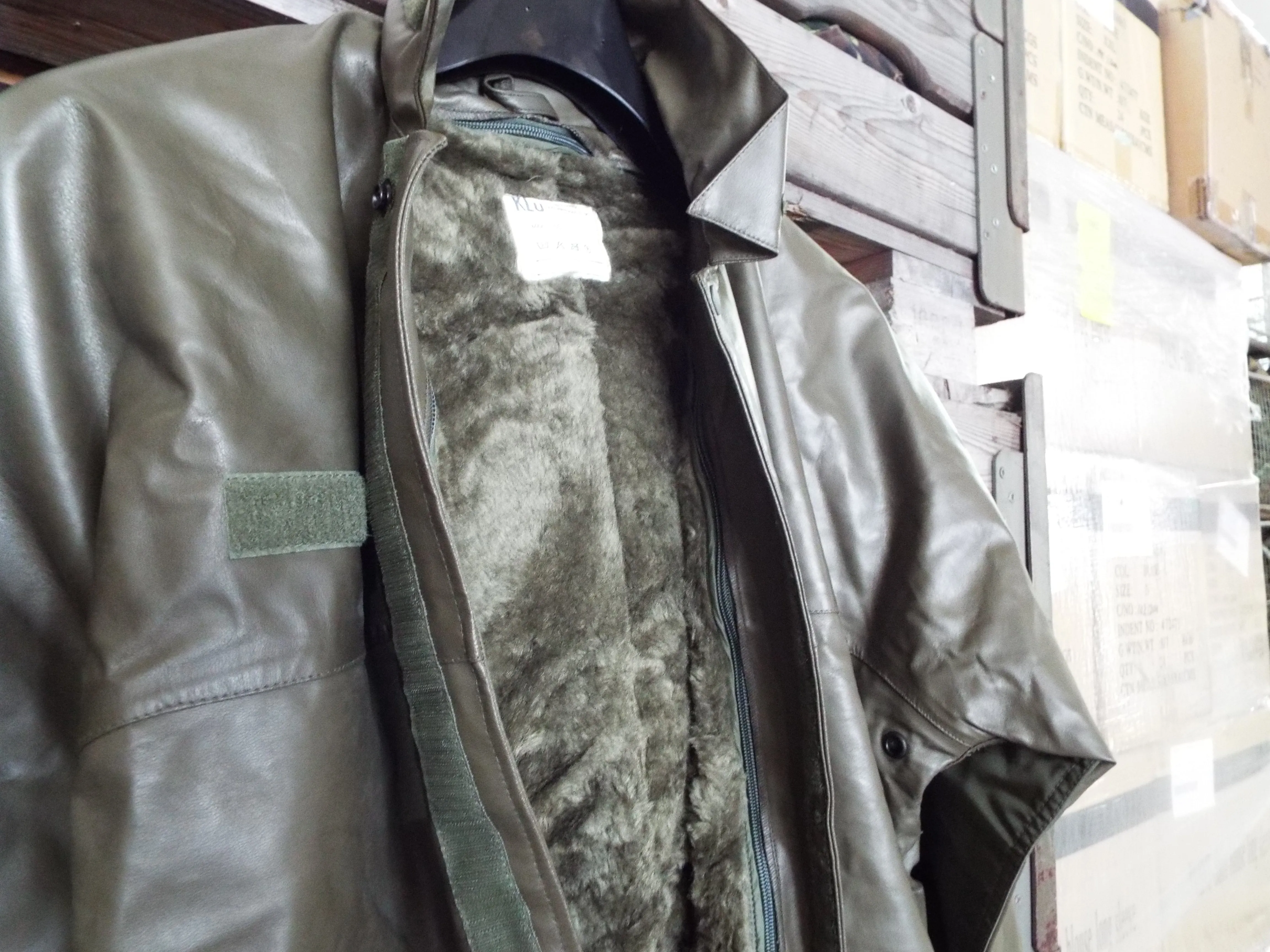 Dutch Army - ECW Water Resistant Suit - Grade 1 - RAR