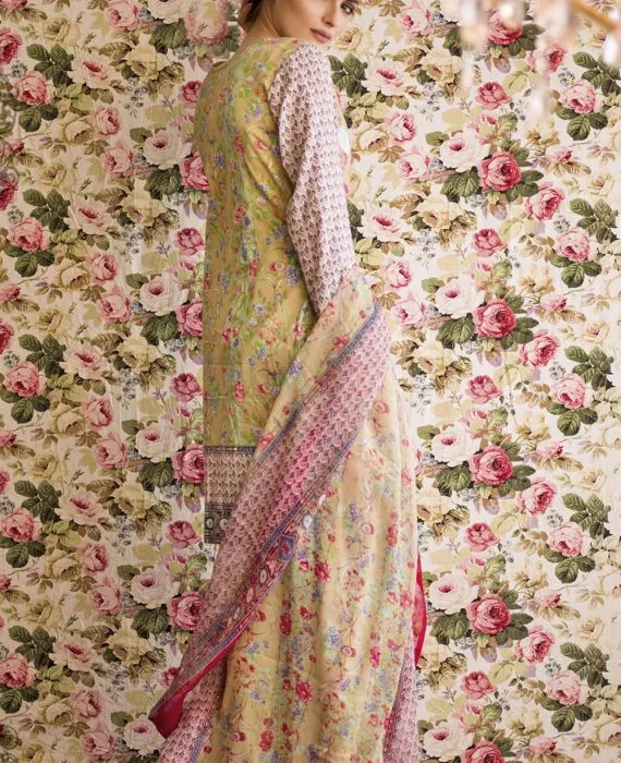 Feminine Embroidered Lawn Collection 2017 – 5A