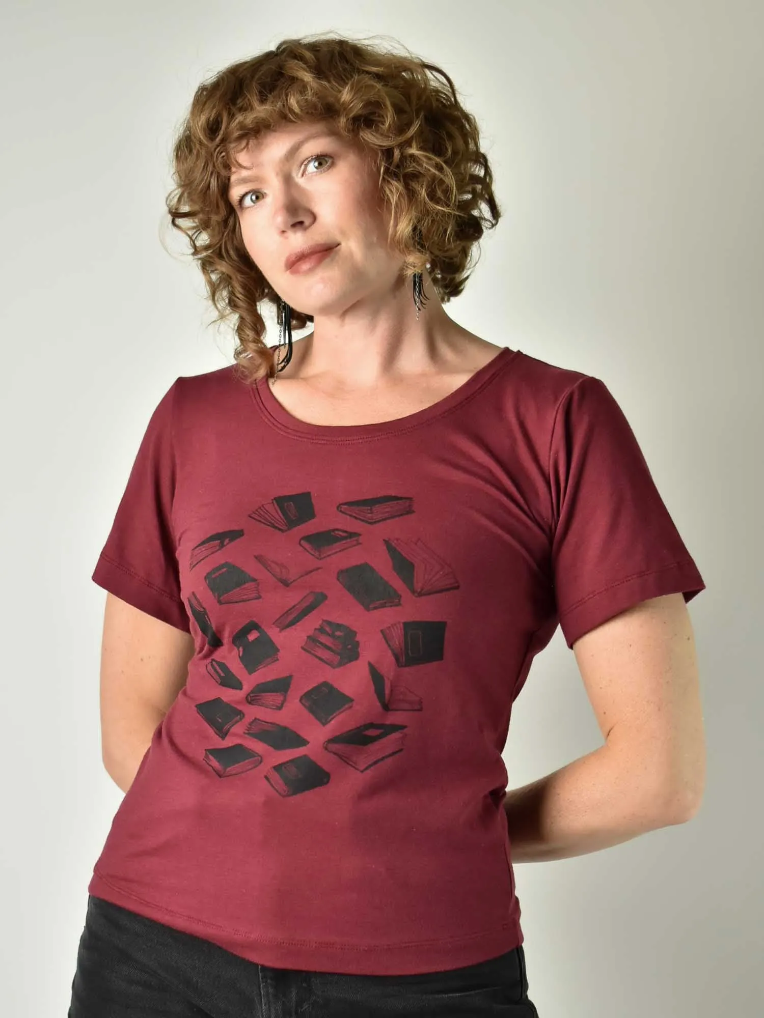 Fitted Short Sleeve - Merlot Books