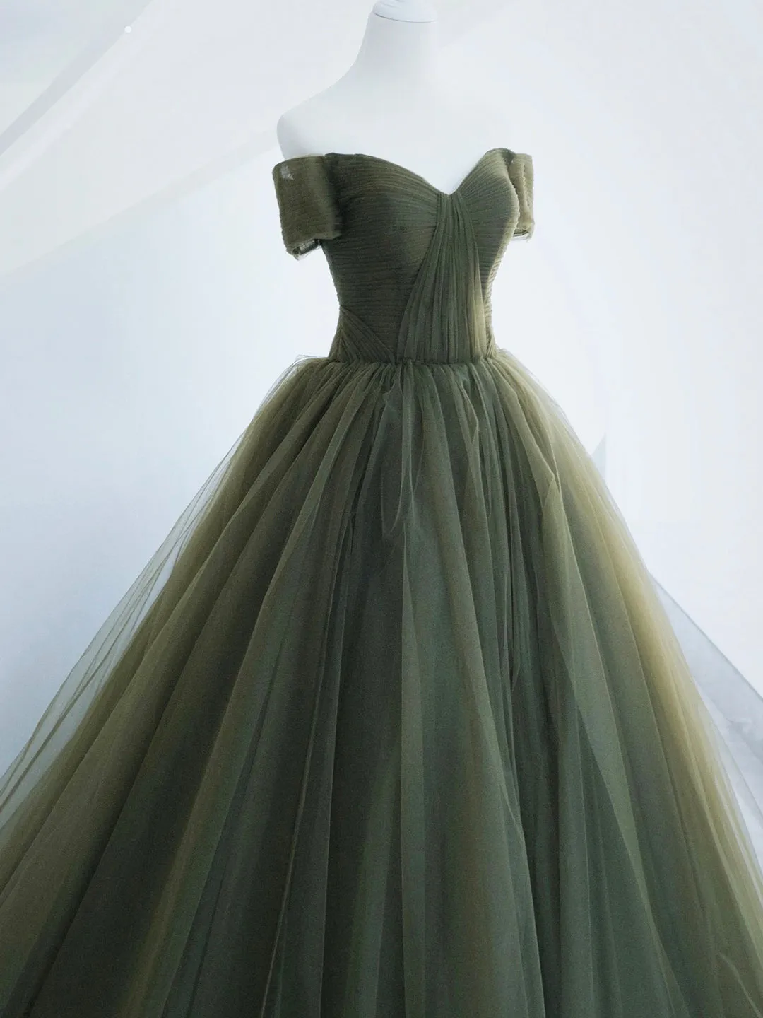 Green Tulle Long Prom Dress A-Line Off Shoulder Evening Dress