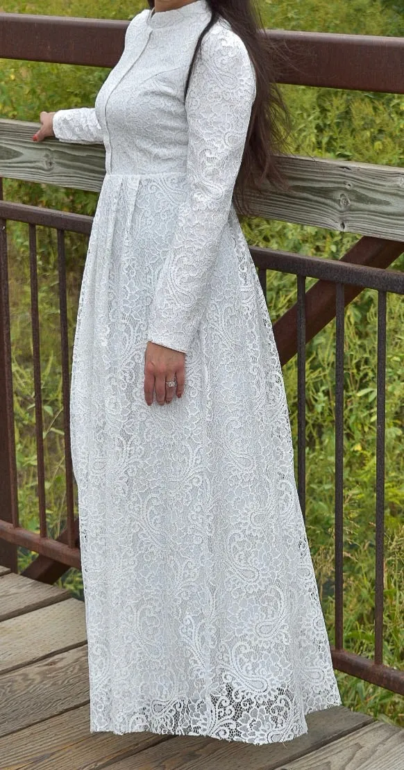 Lace Evening Dress - White