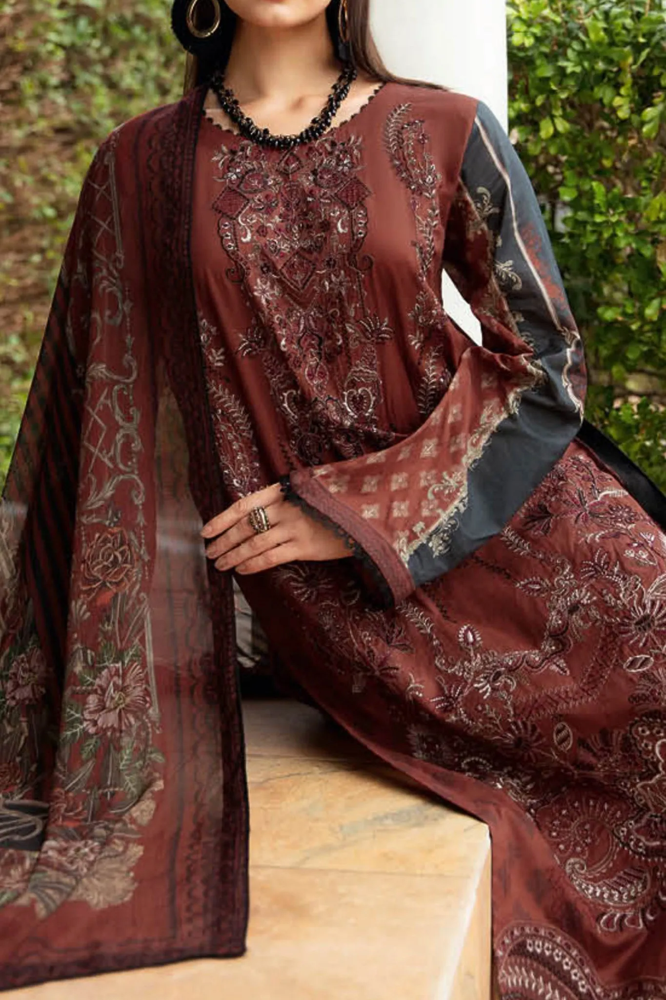 Riwayat By Ramsha Unstitched 3 Piece Luxury Lawn Vol-09 Collection'2024-Y-906