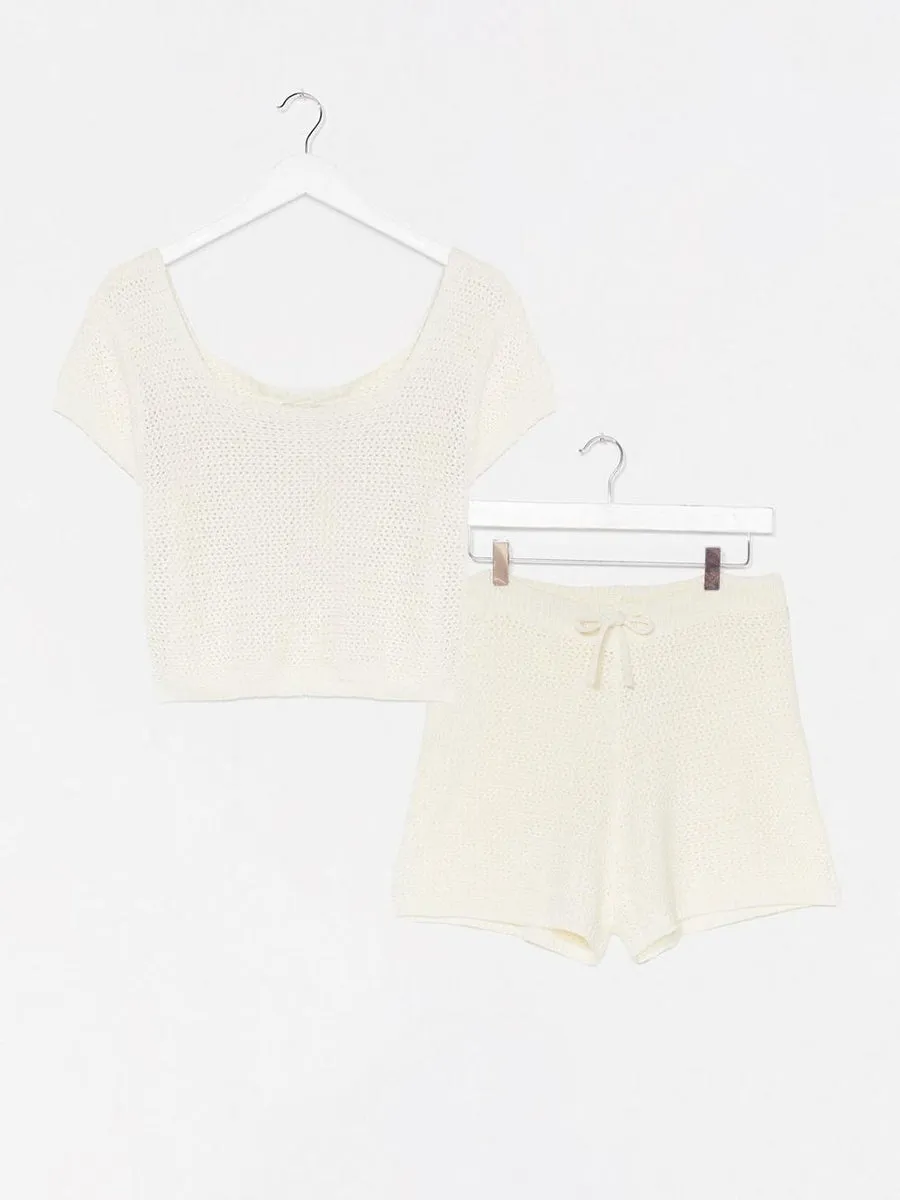Round Neck Short Sleeve Knit Suit