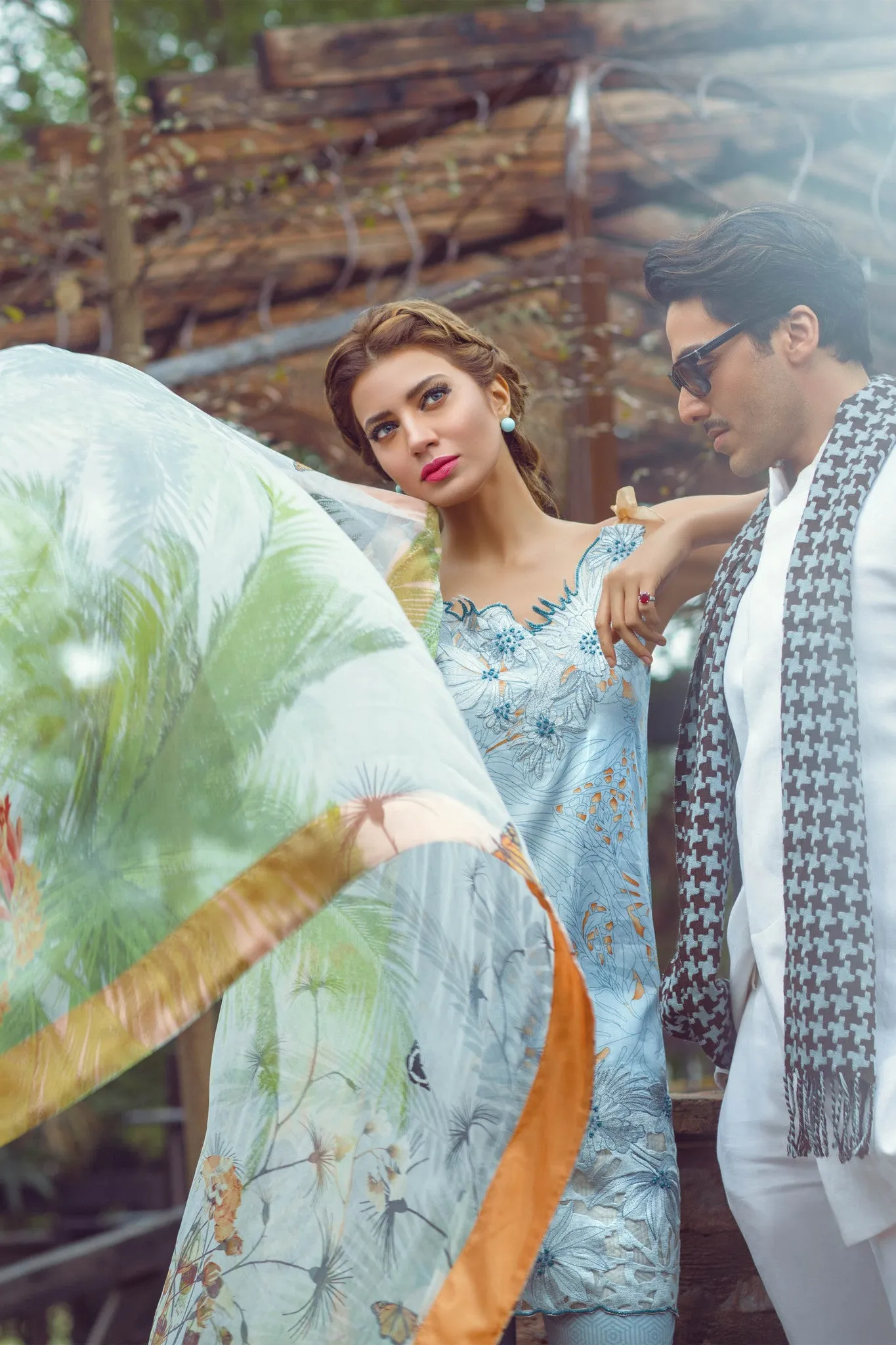 Rungrez Spring/Summer Lawn 2017 – The Flower & The Flame