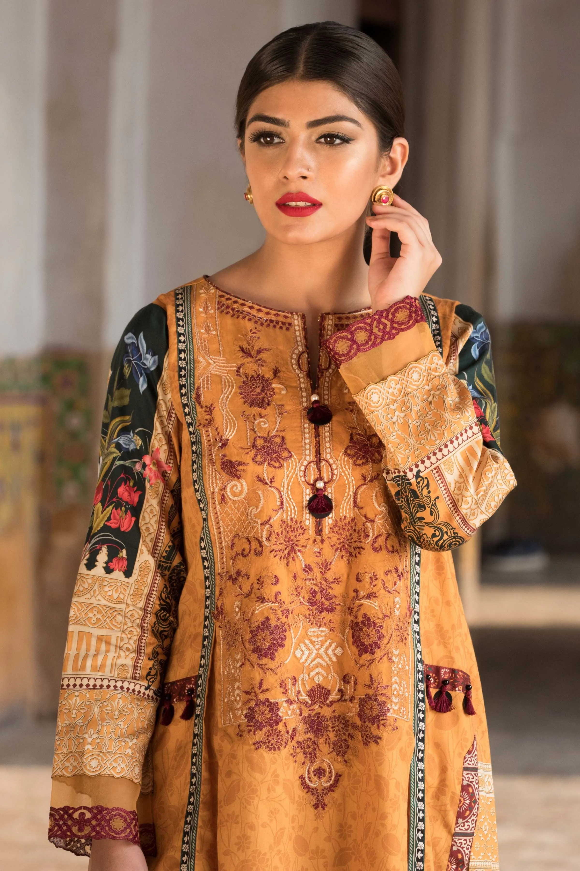 Sapphire Winter Classic Collection 2019 – Amber Light B
