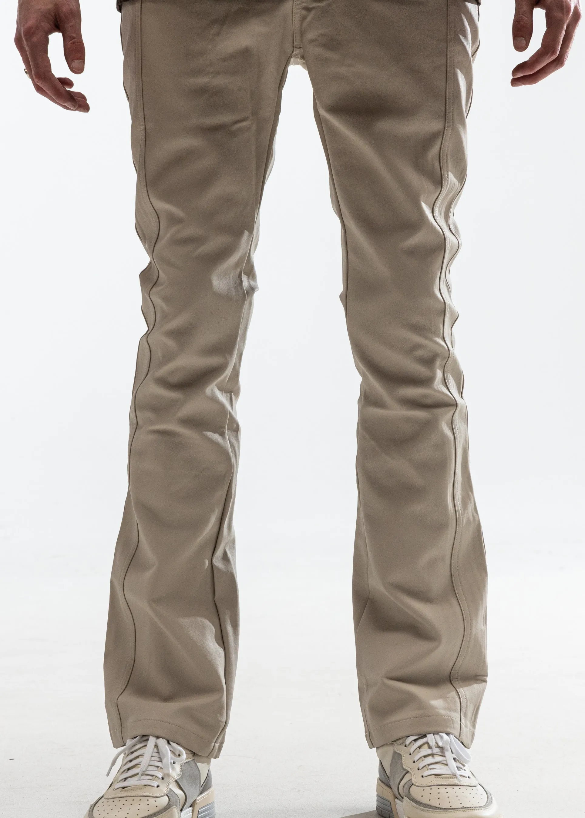 The Pelle Flare Pants (White)