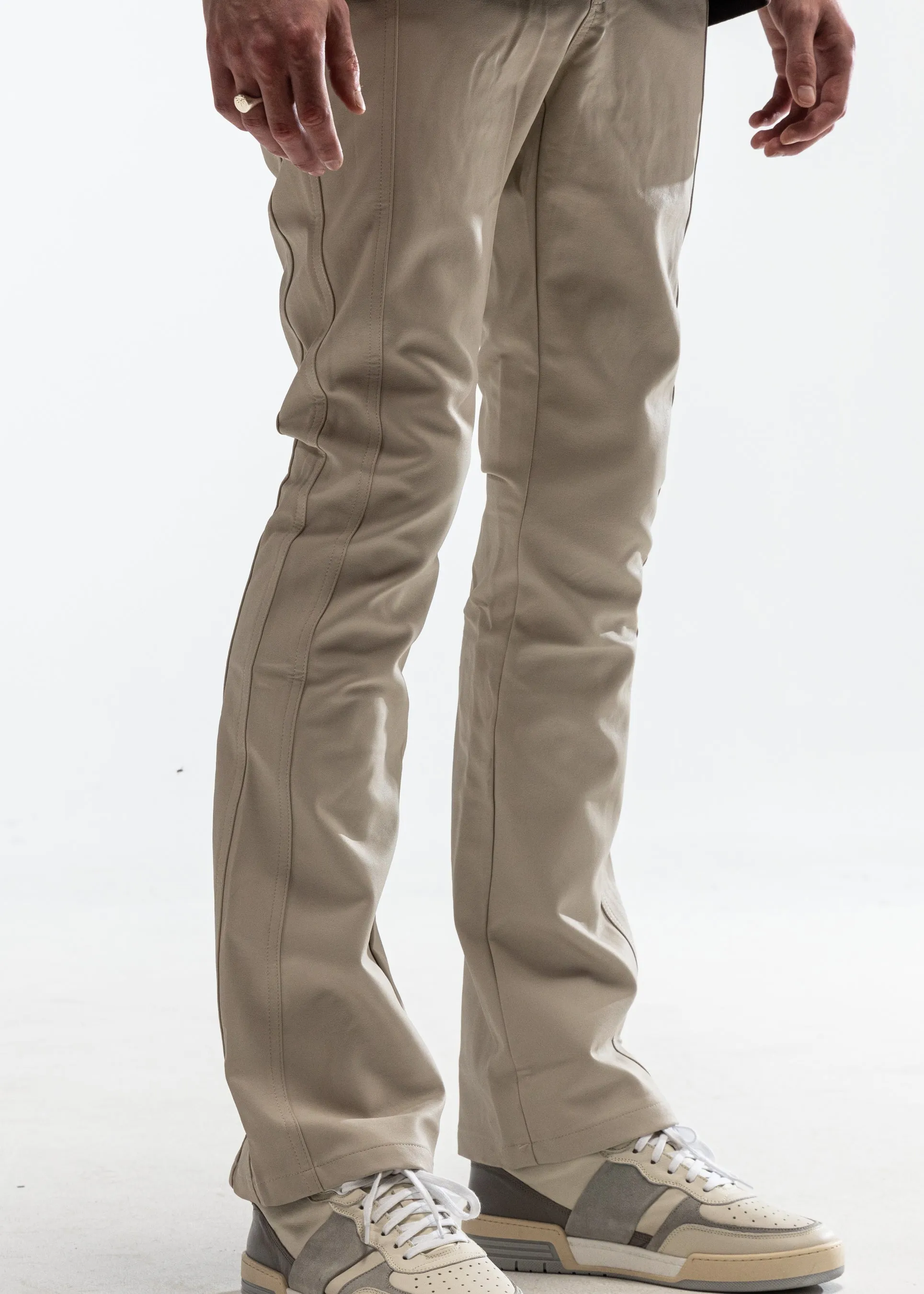 The Pelle Flare Pants (White)